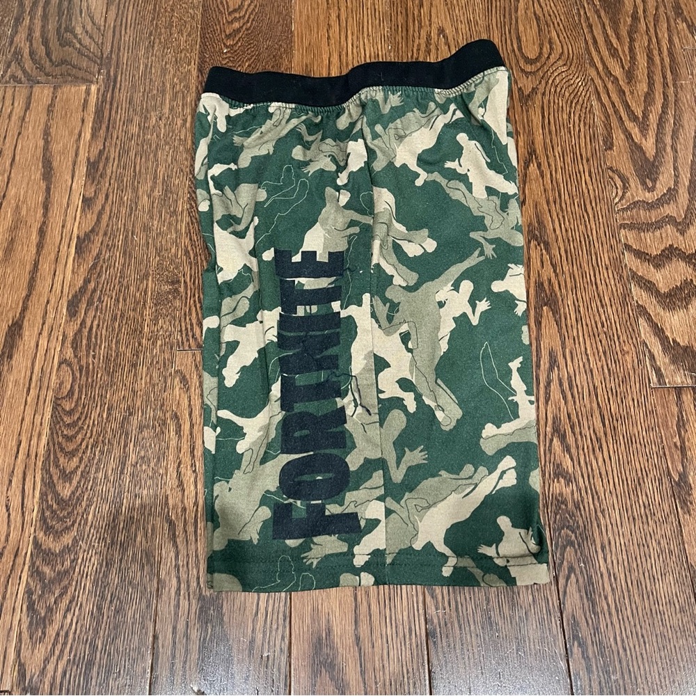 {Fortnite} Pajama Shorts, M (8)